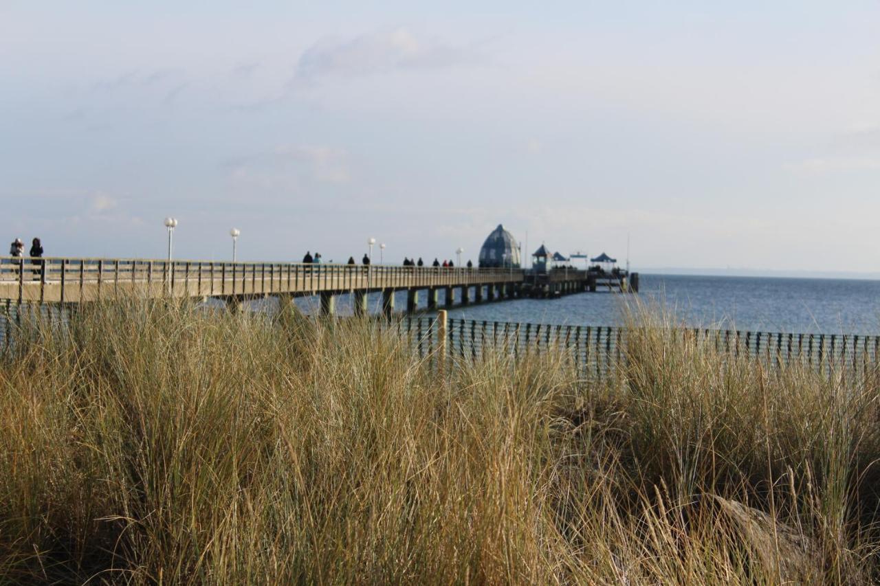 Ferienwohnungen Im Haus Strandburg Grömitz Exterior foto