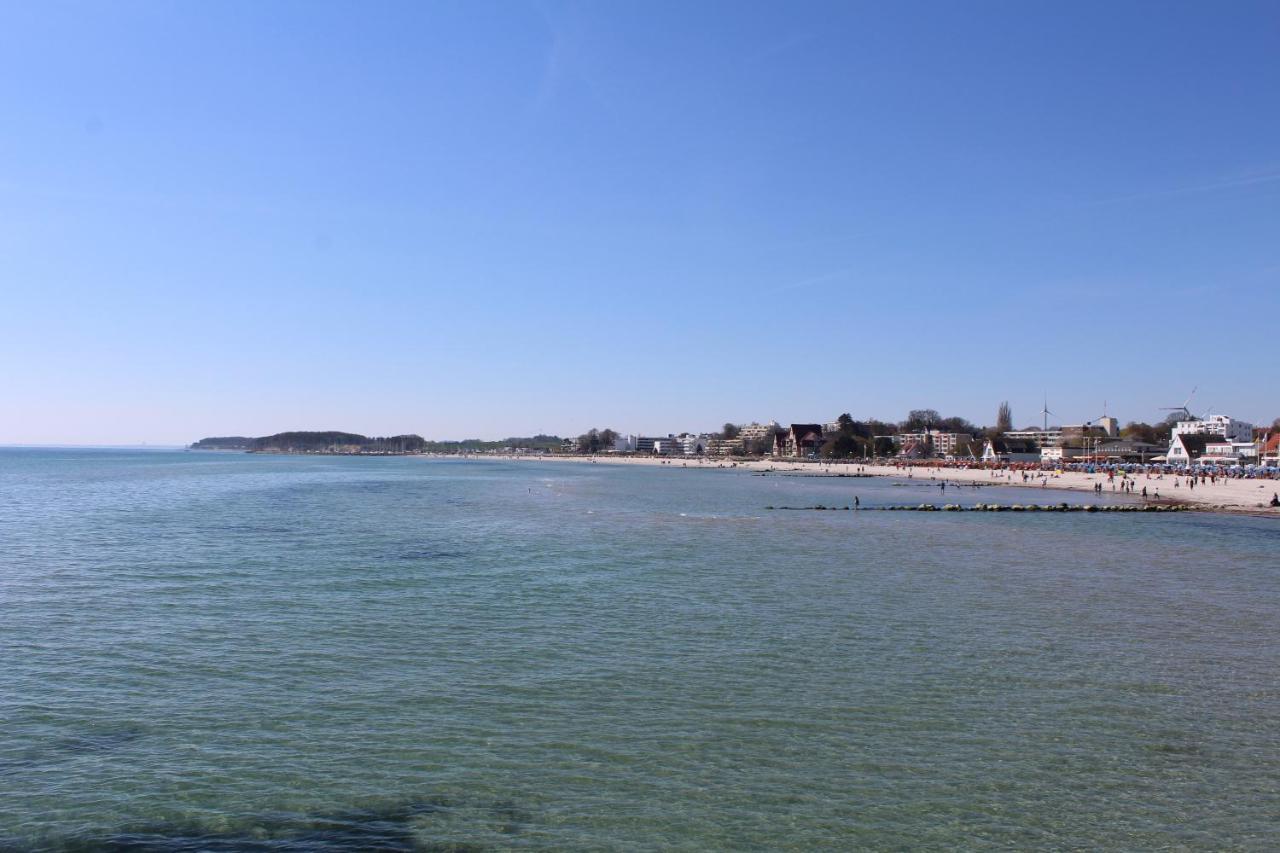 Ferienwohnungen Im Haus Strandburg Grömitz Exterior foto
